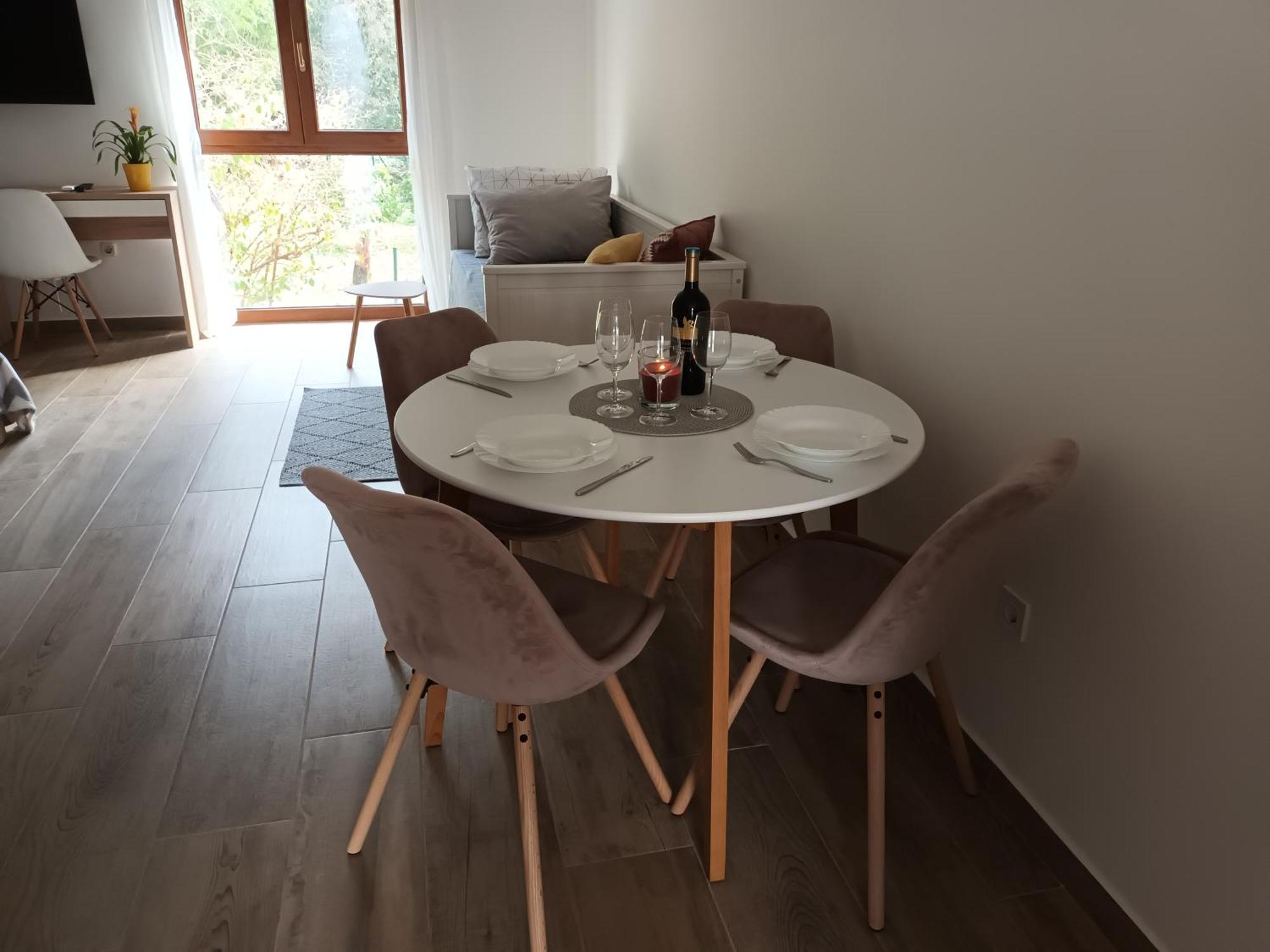 Studio Apartman Dori Pula Exterior photo