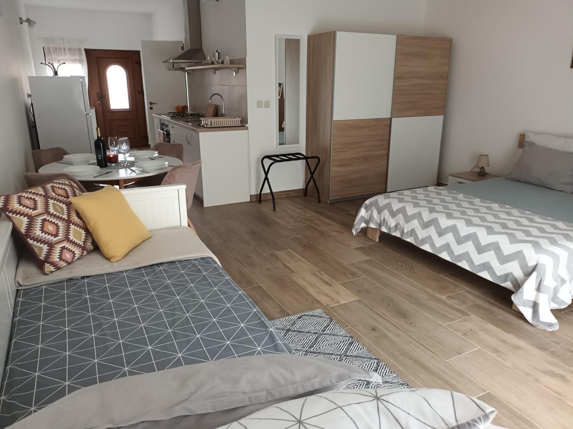 Studio Apartman Dori Pula Exterior photo
